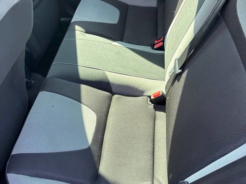 Used 2012 Ford Focus SE image 17