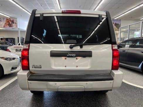 Used 2006 Jeep Commander 4WD image 5