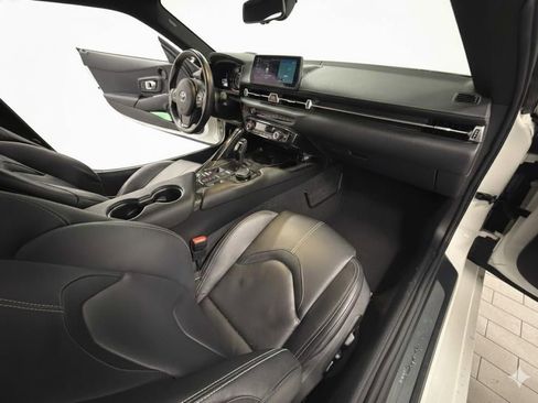 Used 2020 Toyota Supra image 12