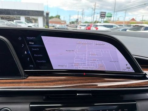 Certified 2024 Cadillac Escalade ESV Premium Luxury AWD/4WD image 24