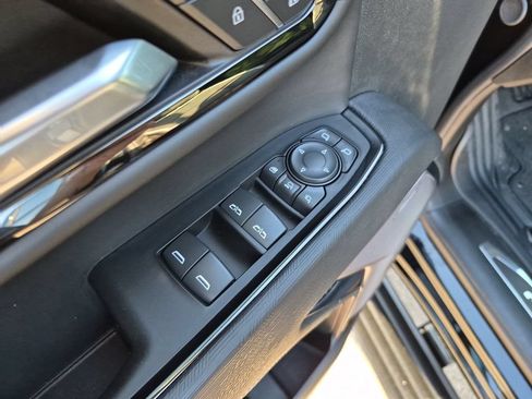 Used 2025 GMC Sierra 2500 AT4X AWD/4WD image 21