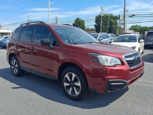 Used 2018 Subaru Forester 2.5i w/ Alloy Wheel Package AWD/4WD image 3