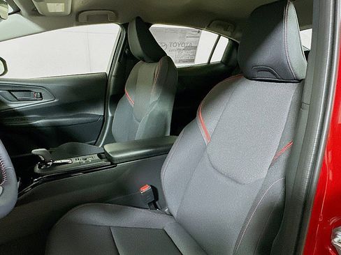 New 2026 Toyota Prius Plug-In Hybrid image 7