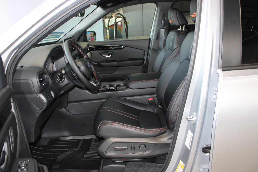 New 2026 Honda Pilot TrailSport image 17
