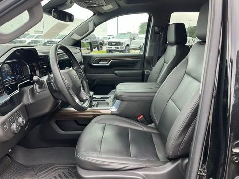 Used 2024 Chevrolet Silverado 1500 RST w/ RST All Star Premium Package AWD/4WD image 5