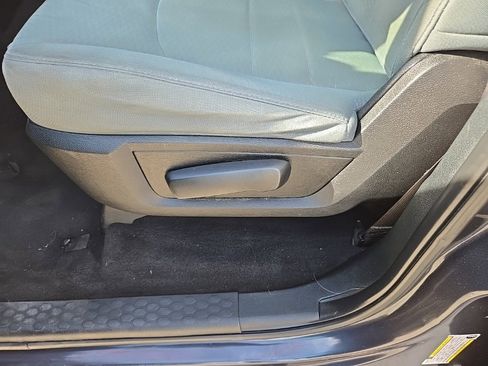 Used 2018 RAM 1500 Classic SLT image 46