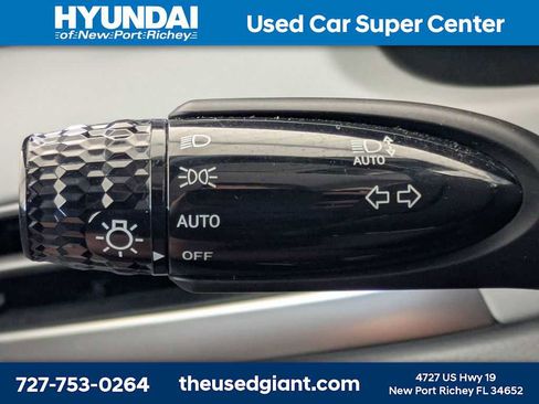 Used 2025 Hyundai Palisade SE FWD image 35