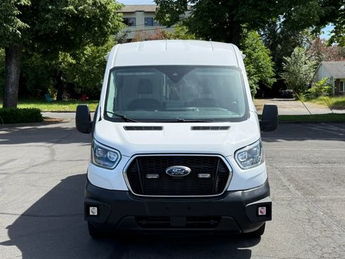 Used 2023 Ford Transit 250 Medium Roof w/ Ambulance Prep Package RWD image 9
