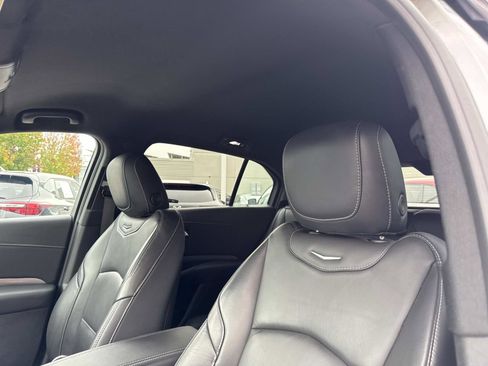 Used 2024 Cadillac XT4 Premium Luxury image 15