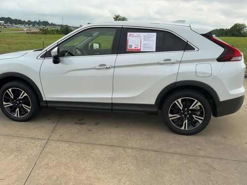 Used 2024 Mitsubishi Eclipse Cross SE image 6