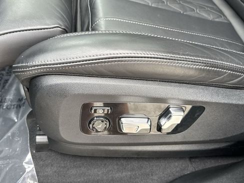 Used 2023 BMW X7 xDrive40i image 41