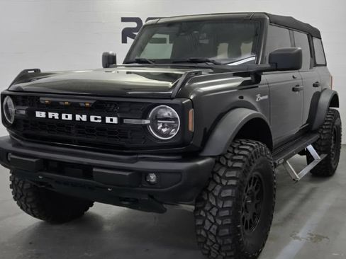 Used 2021 Ford Bronco Big Bend w/ Sasquatch Package AWD/4WD image 2