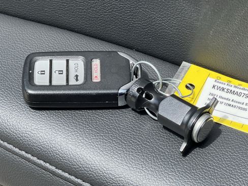 Used 2021 Honda Accord LX image 41