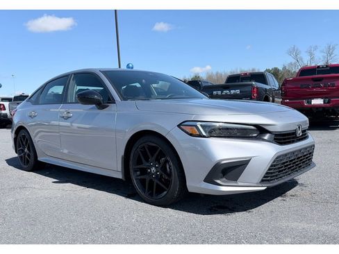 Used 2023 Honda Civic Sport image 2