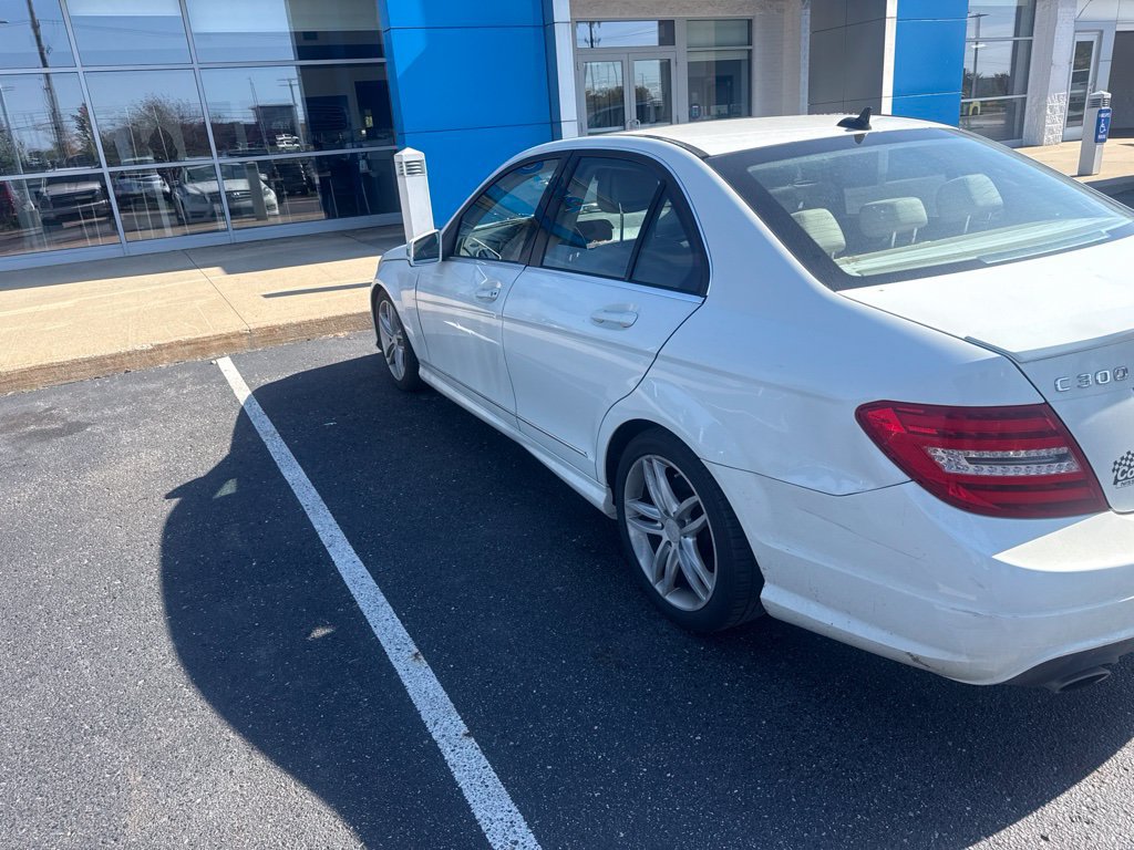Used 2012 Mercedes-Benz C 300 4MATIC Sedan image 7