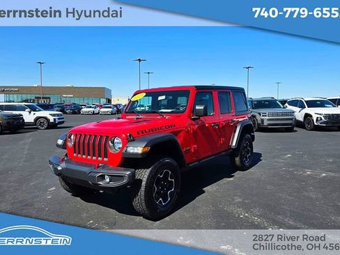 Used 2023 Jeep Wrangler Unlimited Rubicon image 3