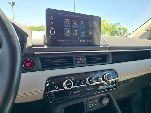 Used 2023 Honda Pilot Touring image 20