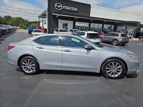 Used 2018 Acura TLX FWD image 6