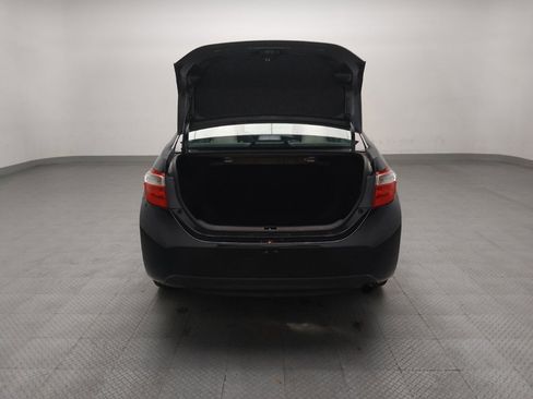 Used 2016 Toyota Corolla LE FWD image 29