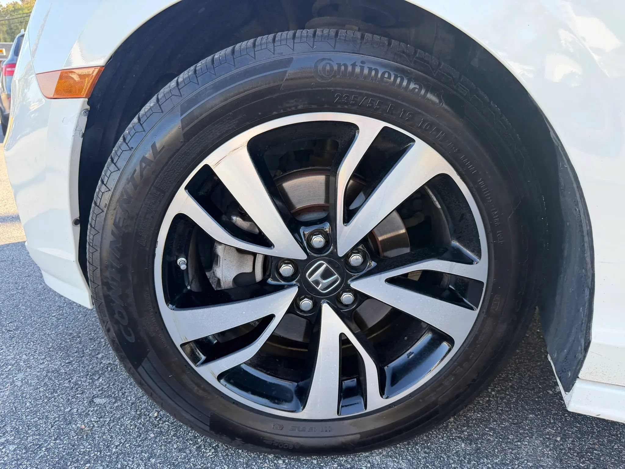Used 2018 Honda Odyssey Elite image 39