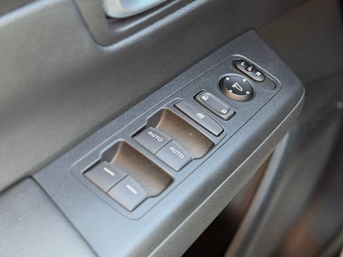 Used 2024 Honda CR-V EX image 24