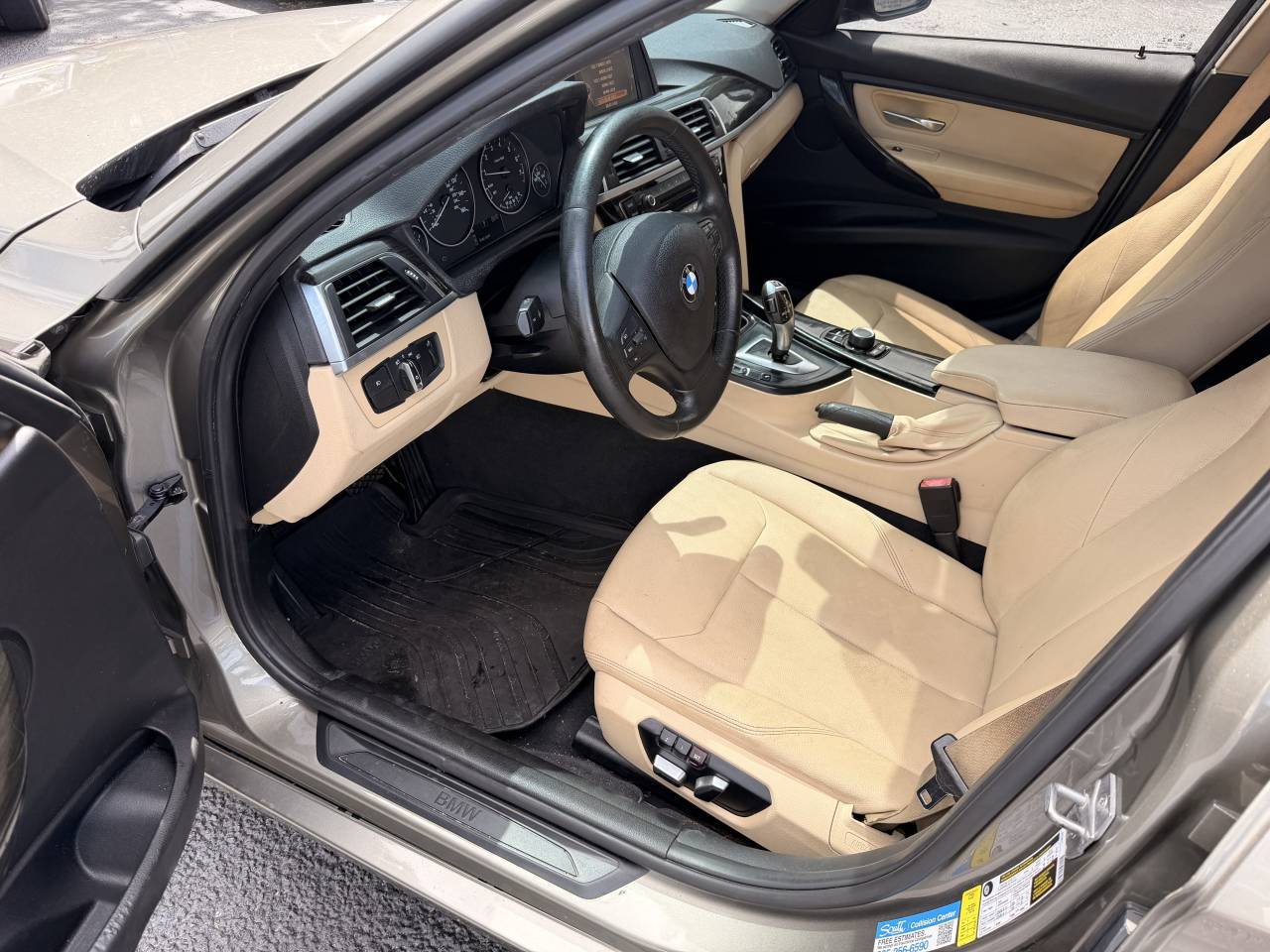 Used 2017 BMW 320i Sedan RWD image 16