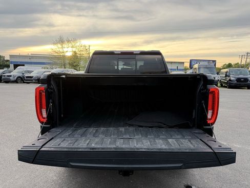 Used 2022 GMC Sierra 1500 SLT w/ SLT Convenience Package image 64