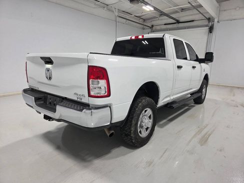 Used 2024 RAM 2500 Tradesman w/ Chrome Appearance Group AWD/4WD image 8