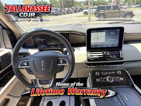 Used 2019 Lincoln Navigator Reserve AWD/4WD image 35