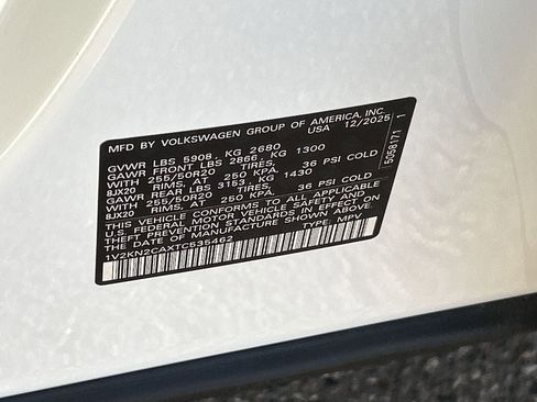 New 2026 Volkswagen Atlas SE image 28