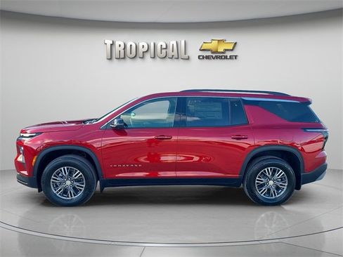 New 2026 Chevrolet Traverse LT w/ Driver Confidence Package image 2