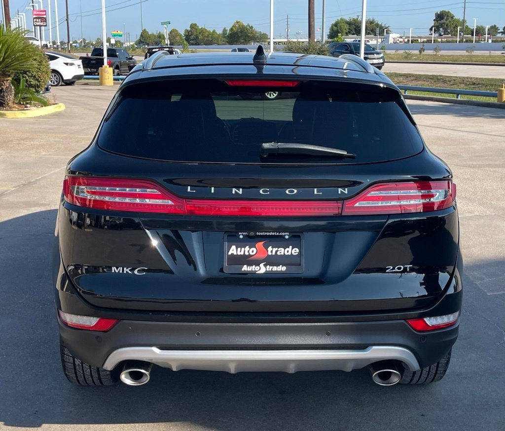 Used 2017 Lincoln MKC Reserve FWD image 9