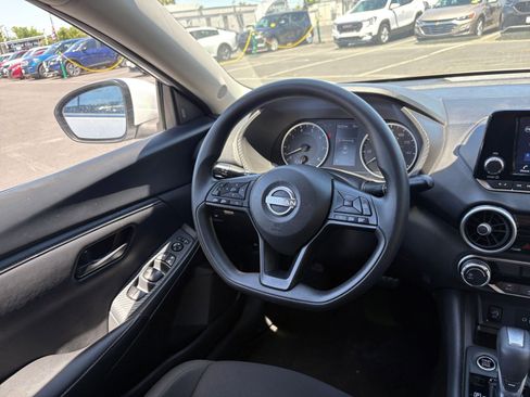 Used 2025 Nissan Sentra S FWD image 32
