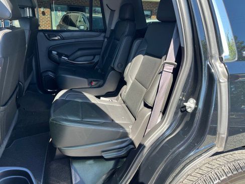 Used 2017 GMC Yukon SLT w/ Open Road Package AWD/4WD image 14