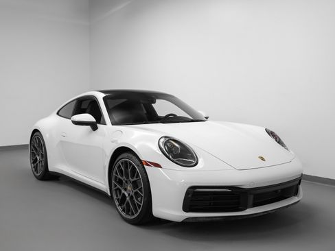 Used 2021 Porsche 911 Carrera image 10