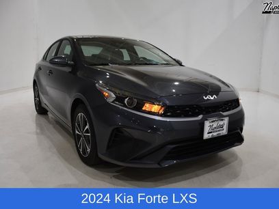 Used 2024 Kia Forte LXS