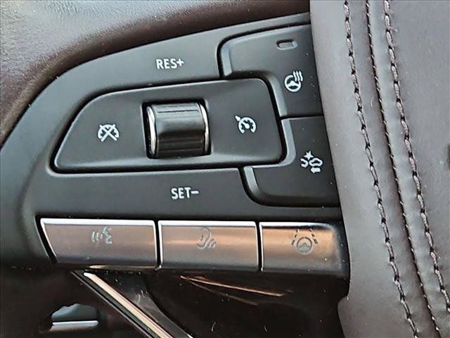 Used 2023 Cadillac Escalade ESV Sport Platinum w/ LPO, ONYX Package AWD/4WD image 22