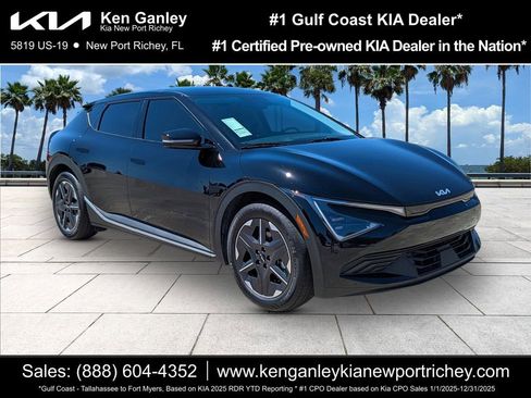 Certified 2025 Kia EV6 Light RWD image 1