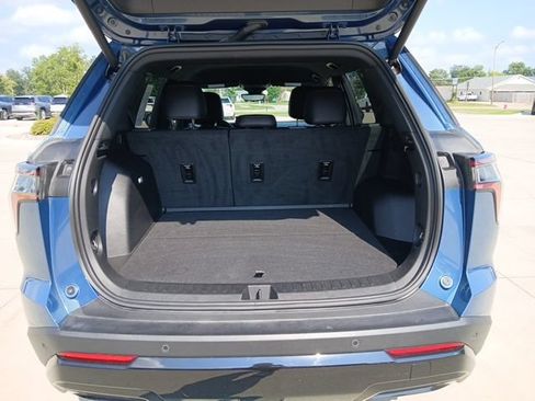 Certified 2025 Chevrolet Equinox RS w/ Safety and Technology Package AWD/4WD image 27