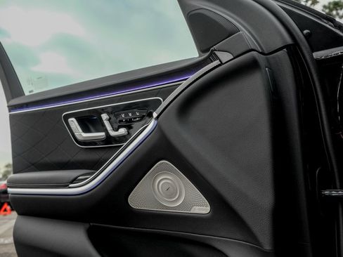 New 2026 Mercedes-Benz S 580 4MATIC Sedan image 12