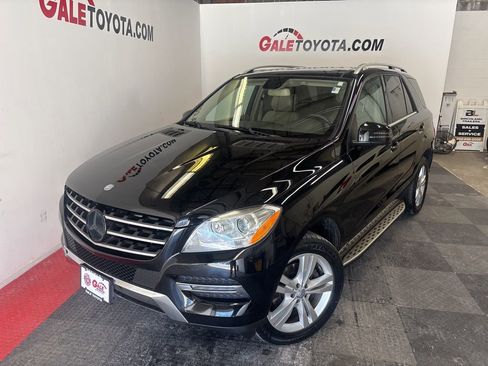 Used 2013 Mercedes-Benz ML 350 4MATIC image 3