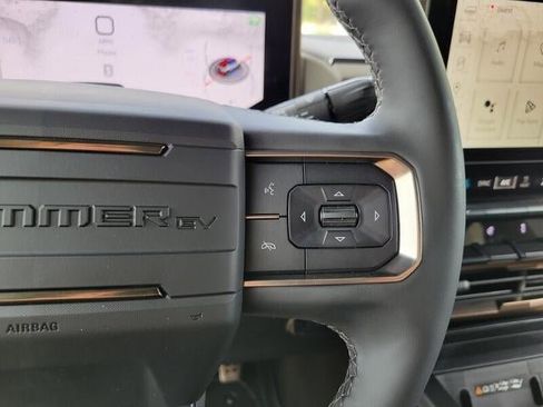 New 2025 GMC Hummer EV 3X w/ LPO, Illumination Package image 15