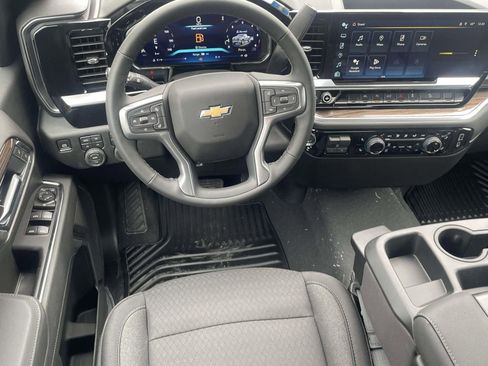 New 2026 Chevrolet Silverado 1500 LT w/ Z71 Off-Road Package image 9