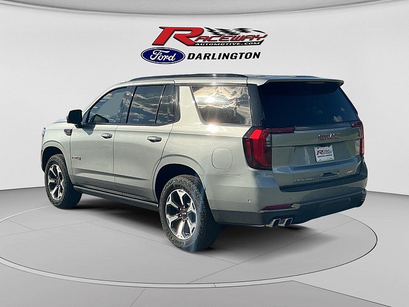 Used 2025 GMC Yukon AT4 Ultimate w/ LPO, Floor Liner Package AWD/4WD image 3