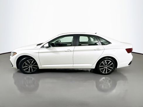 New 2026 Volkswagen Jetta SE FWD image 4