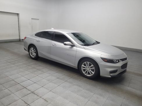 Used 2018 Chevrolet Malibu LT FWD image 11
