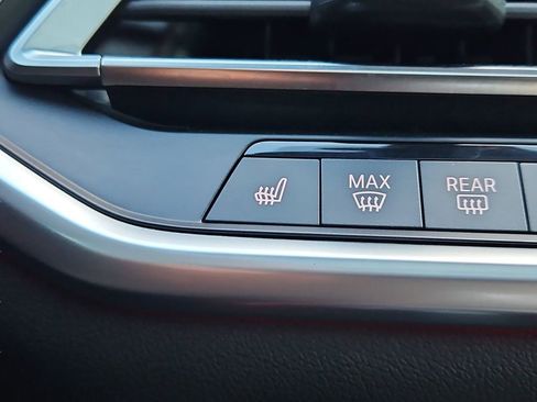 Used 2019 BMW X5 xDrive40i w/ Premium Package 2 image 21