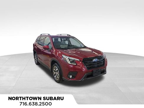 Certified 2024 Subaru Forester Premium AWD/4WD image 3
