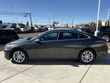 Used 2018 Chevrolet Malibu LT image 2