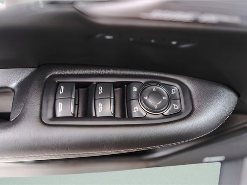 Used 2022 Cadillac XT5 Premium Luxury w/ LPO, Floor Liner Package image 24